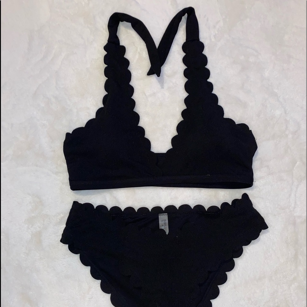 Black Bikini